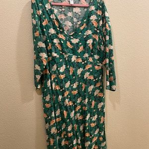 Pretty green print dress